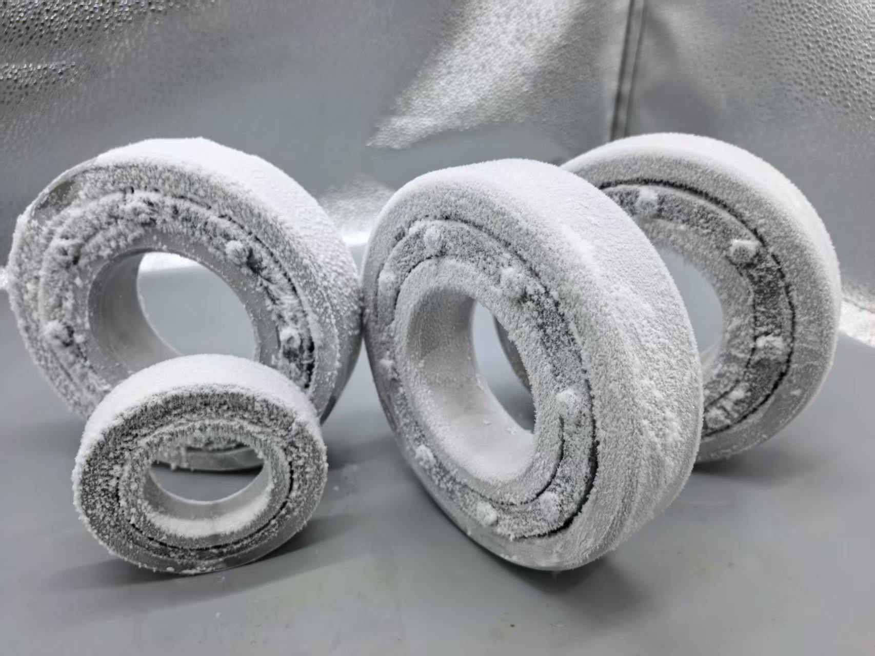 LNG & cryogenic T35D bearings — product photograph